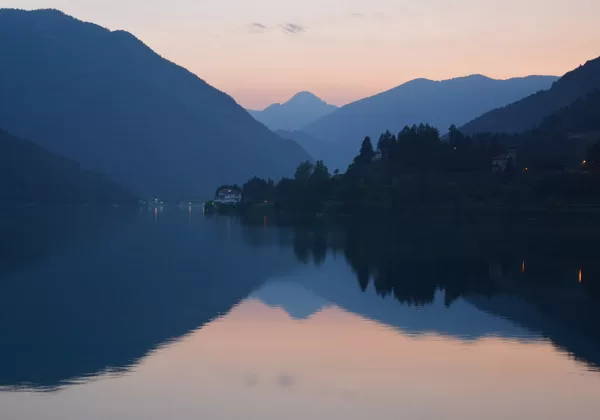 Ledro ezers